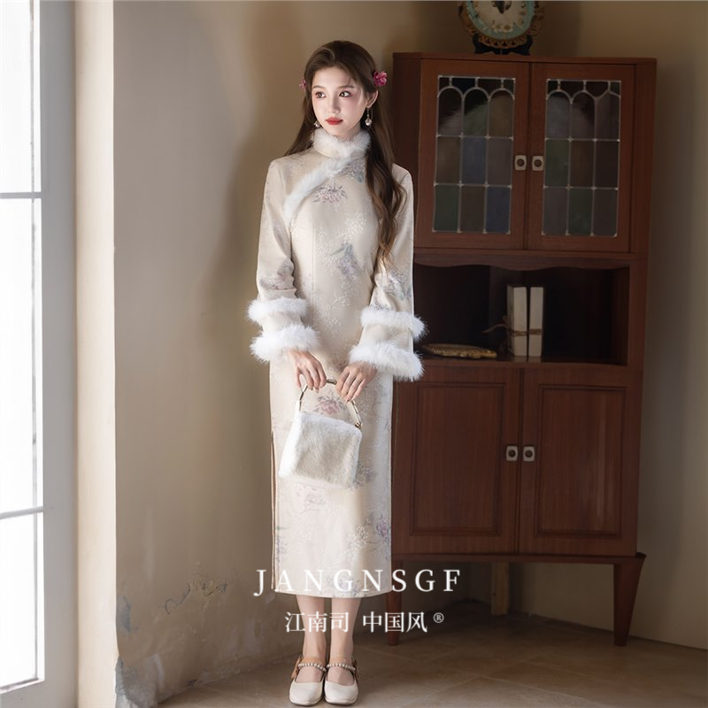 江南司造2025秋冬新中式旗袍