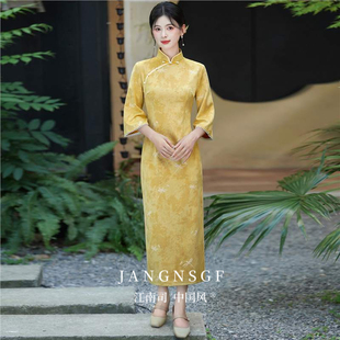 江南司造丨旗袍黄色2025新款新中式改良年轻款少女高级感连衣裙绝
