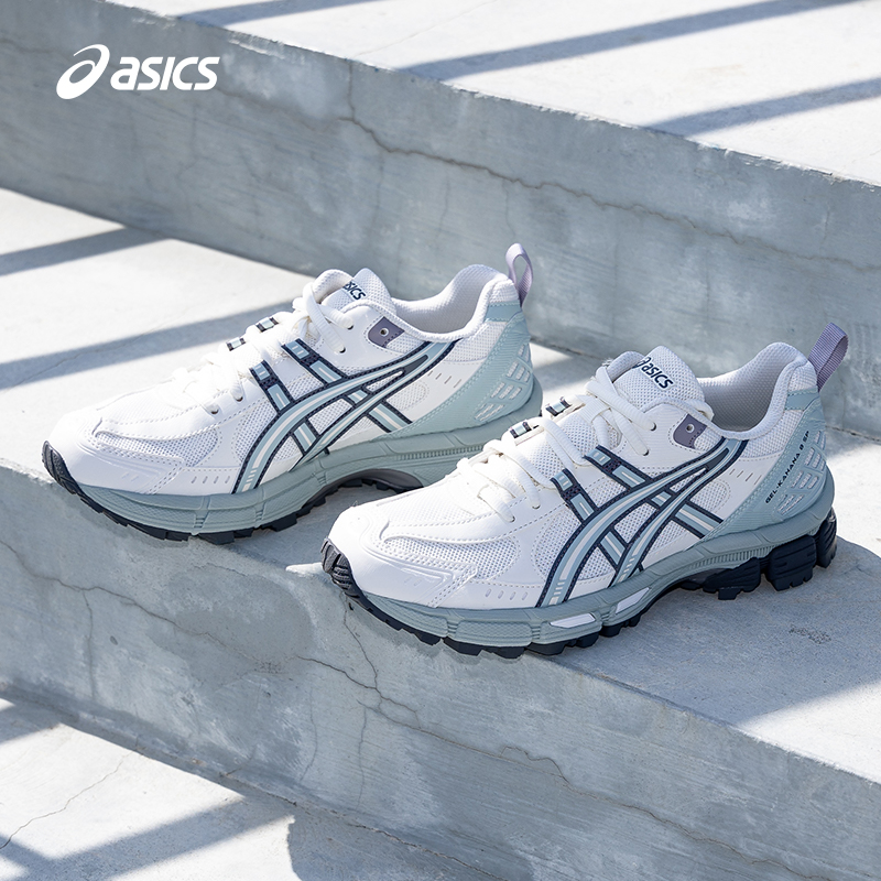 亚瑟士女子耐磨透气跑步鞋