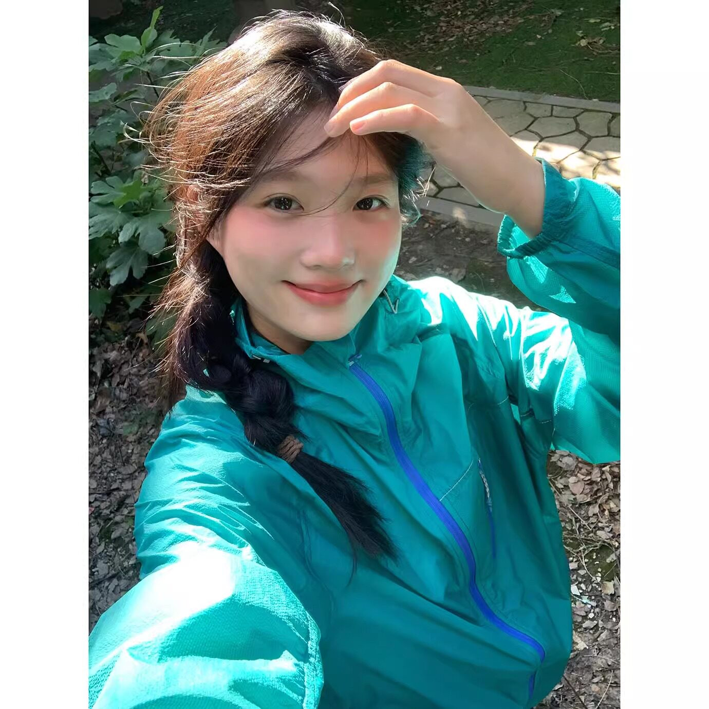 品牌折扣正品女装断码清仓特价不能退换蓝绿色山系防晒冲锋衣外套