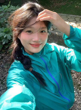 品牌折扣正品女装断码清仓特价不能退换蓝绿色山系防晒冲锋衣外套