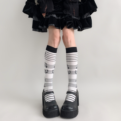 夜间教习室白色小腿袜子女春款lolita拼色袜子条纹音符个性中筒袜