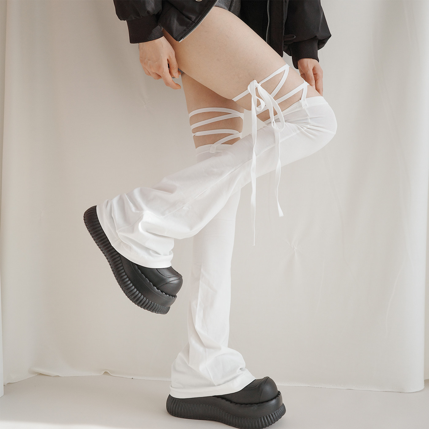 夜间教习室阔腿袜套女秋冬交叉绑带白色长筒袜子喇叭型显瘦小腿套,女士内衣/男士内衣/家居服,长筒袜,淘宝优惠券,粉丝福利购,淘宝优惠卷