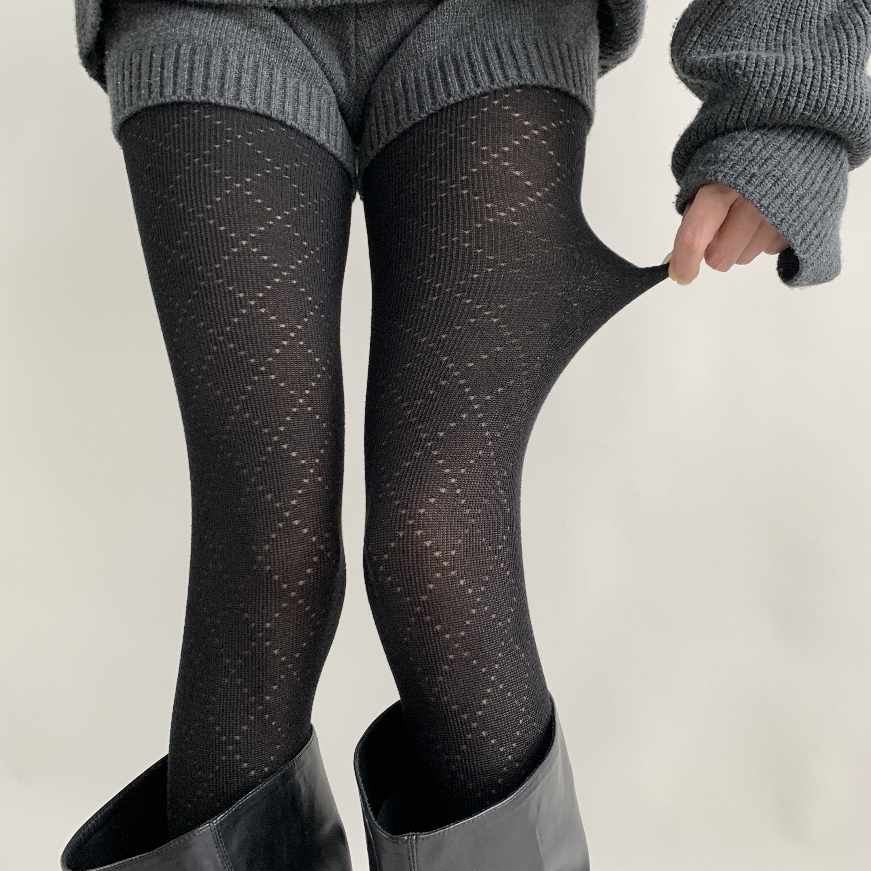 夜间教习室黑色打底裤女春秋款镂空菱格复古连裤袜显瘦外穿jk袜子