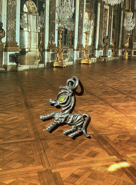 925银的可可爱爱古董小斑马吊坠一只，尺寸4.5*3.3cm重8.5克