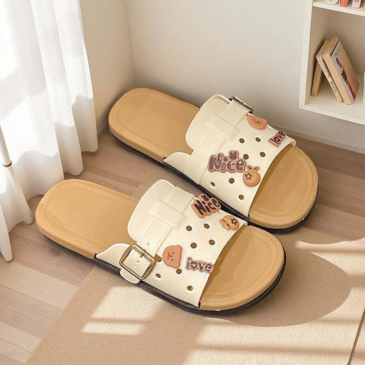 平底拖鞋女时尚卡通新款外穿夏季软底一字拖室内外高级感沙滩凉拖