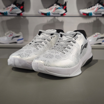 李宁男子减震低帮篮球鞋