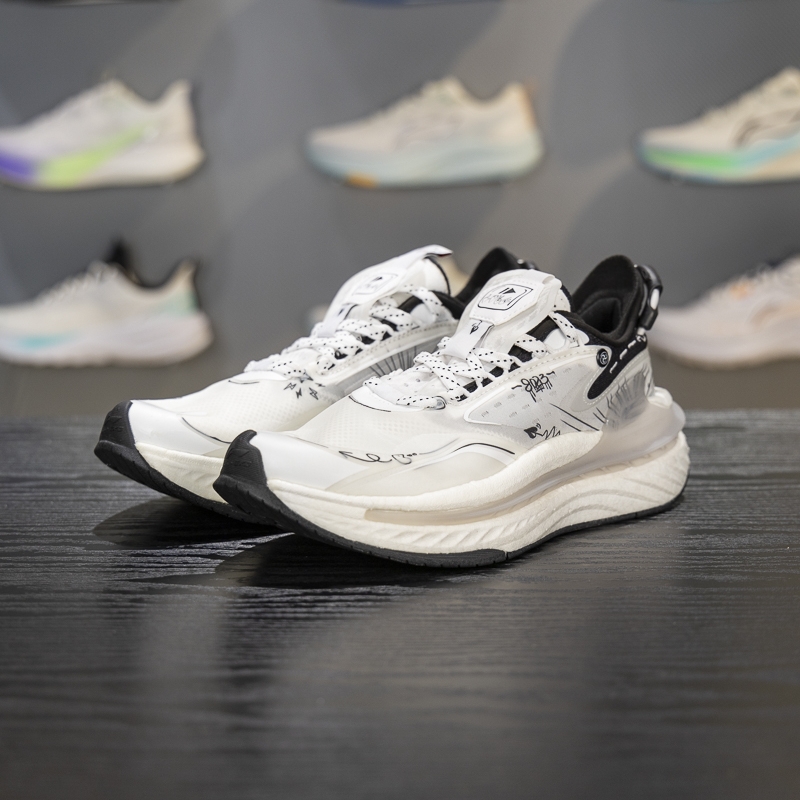 李宁透气女子系带休闲鞋