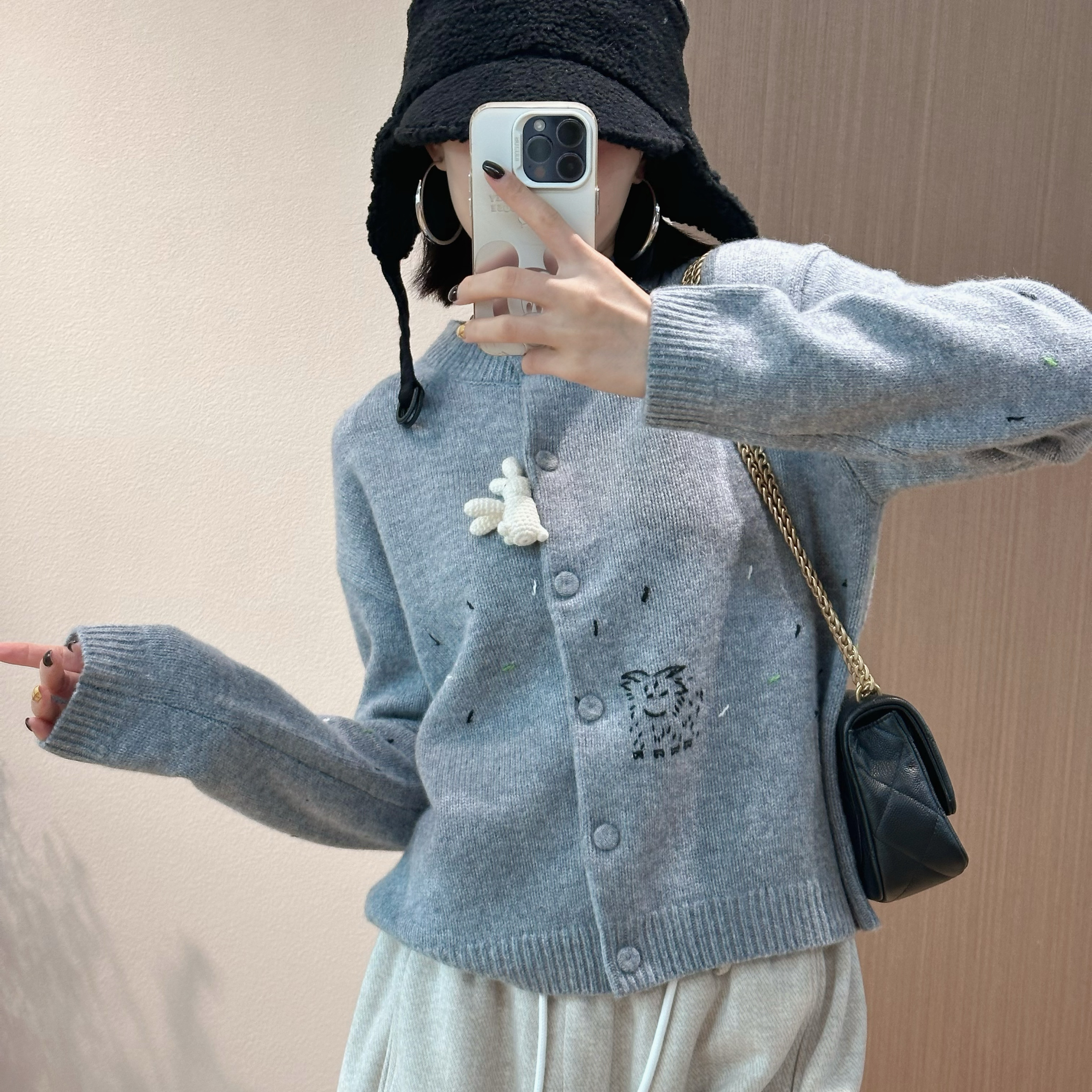 er 超可爱 野兽联名刺绣立体卡通装饰玩偶针织开衫