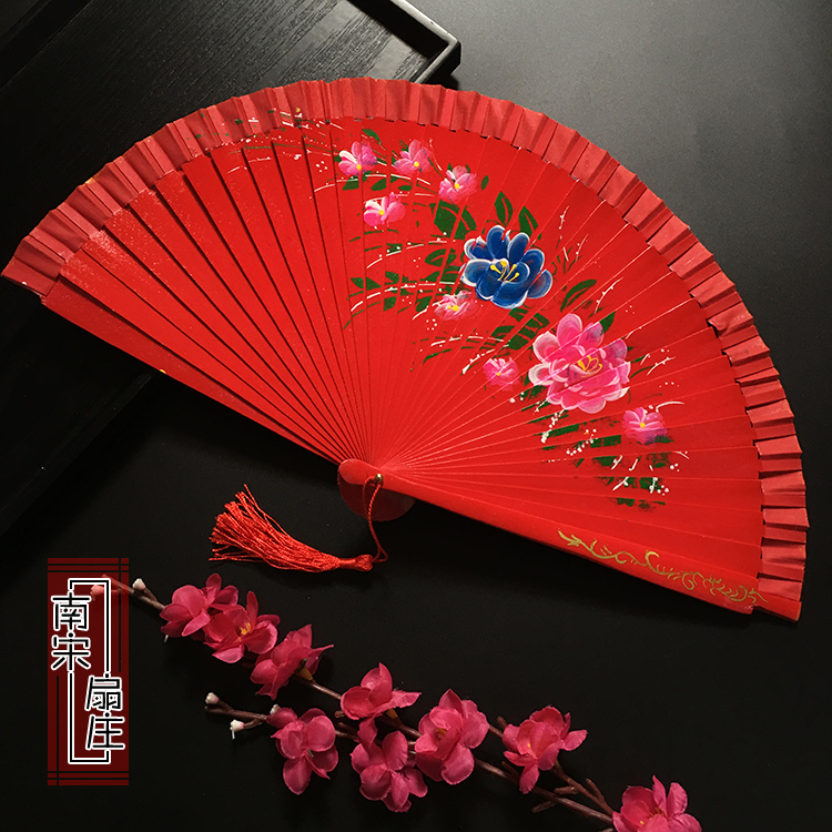 1把包邮咏春跳舞木片扇7寸西班牙手绘烤漆大红扇子双面招待舞蹈扇