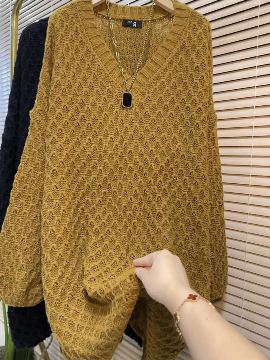 胖MM2-300斤大码中长款纯色针织衫女秋冬显瘦宽松休闲慵懒风毛衣