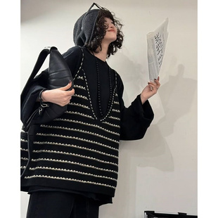 300斤大码宽松显瘦无袖背心毛衣女胖mm秋冬韩版条纹拼接针织马甲