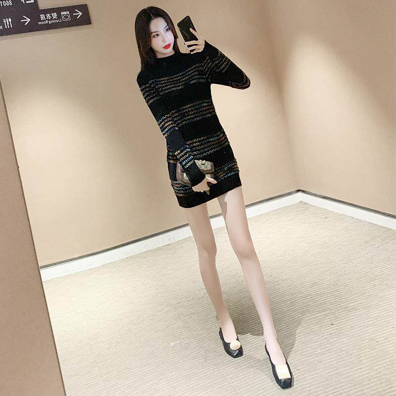 女士针织连衣裙2026年秋季百搭时尚圆领毛衣中长款打底条纹衫外穿