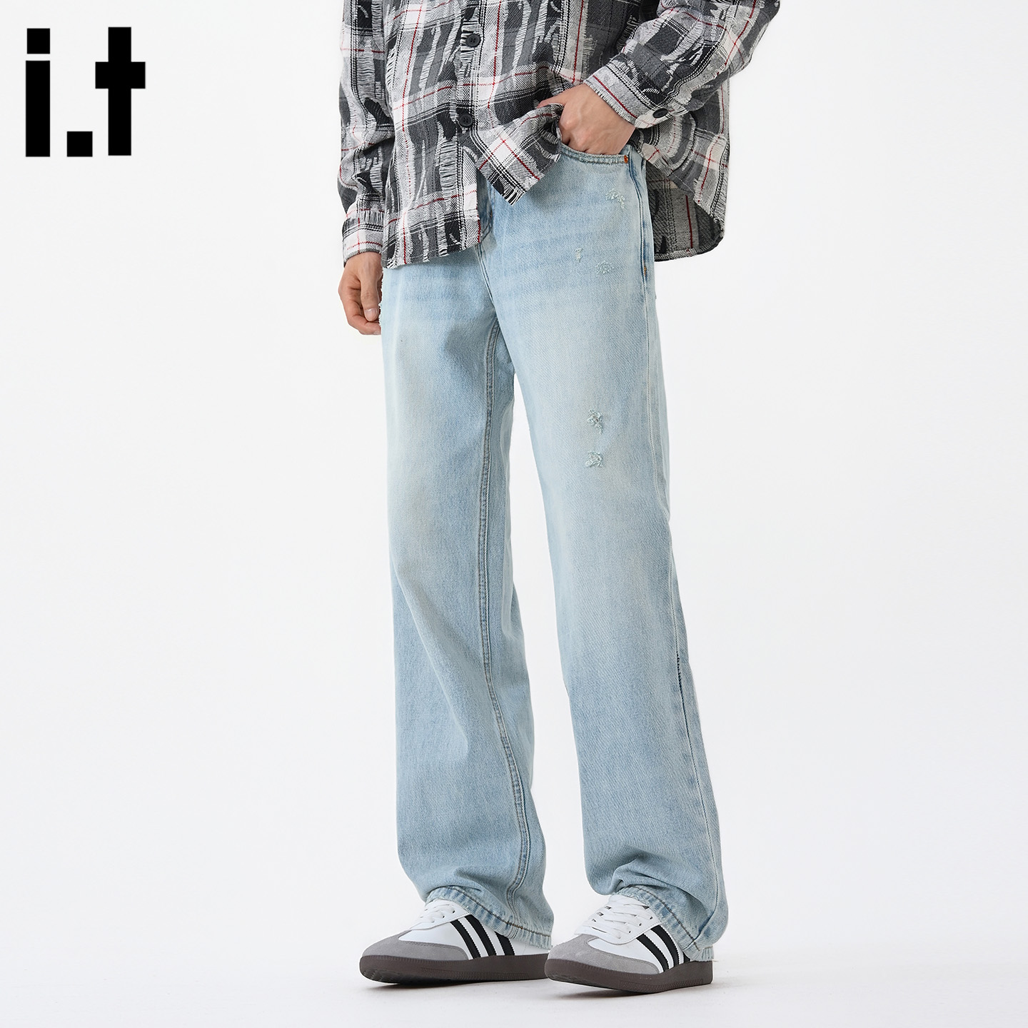 IT'S5cm浅蓝色水洗磨破牛仔裤