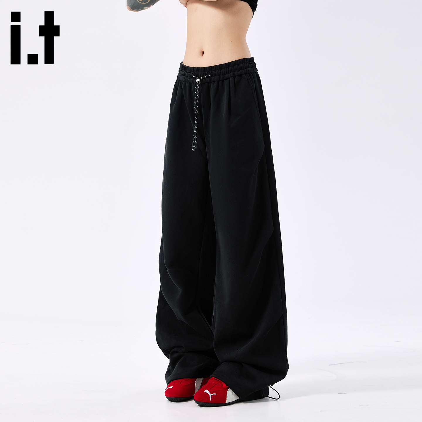 it5cm黑色松紧腰褶皱卫裤