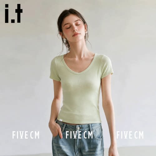 itFIVECM纯色V领修身短款短袖