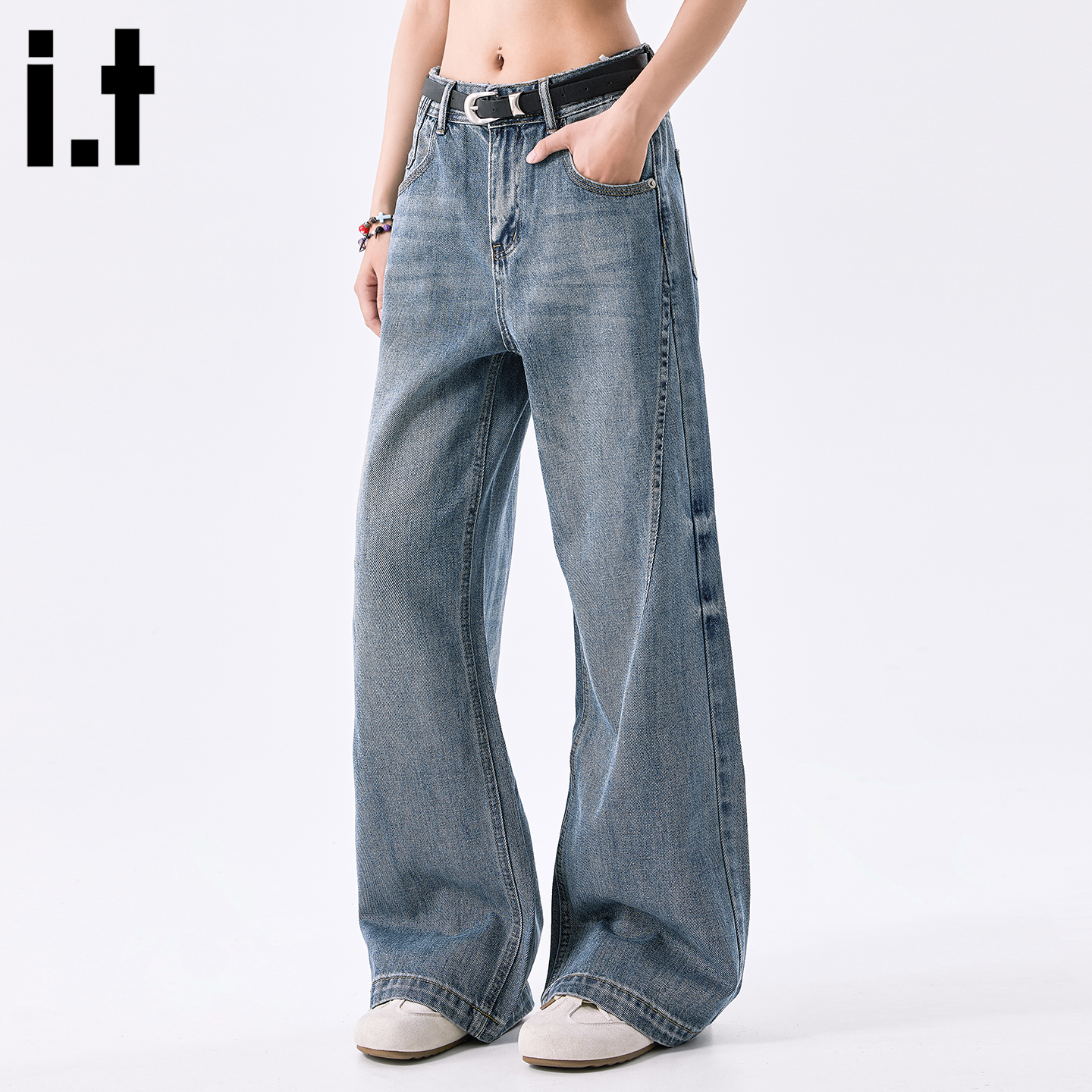 设计感蓝色中腰阔腿牛仔裤女