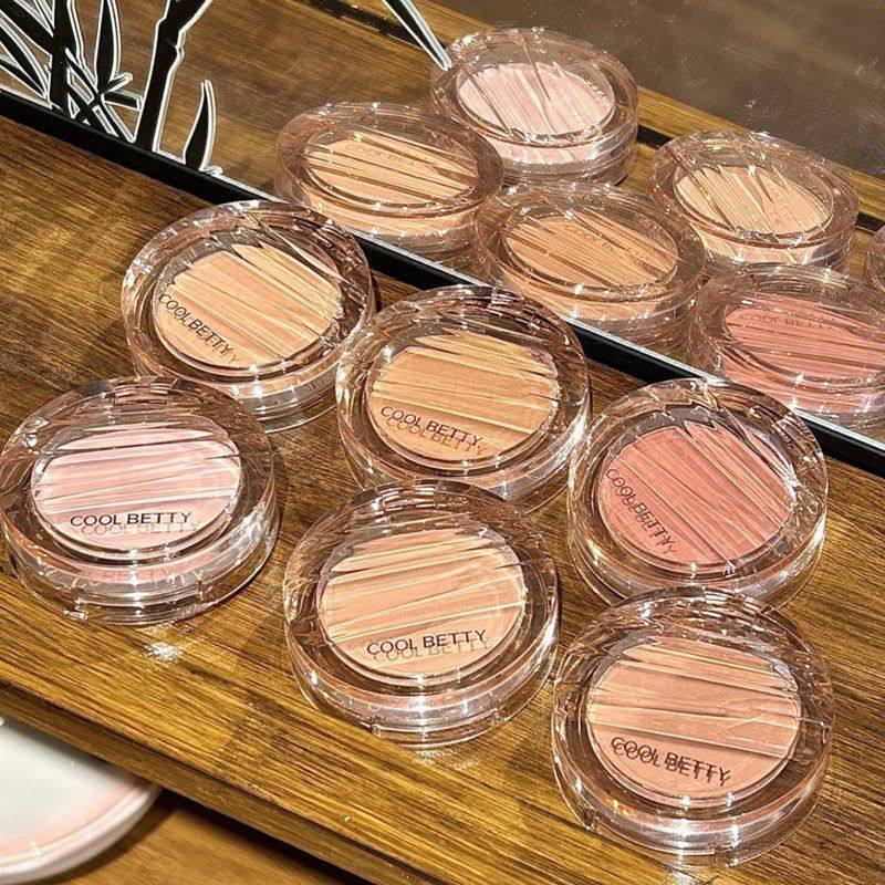 正品俏美人收藏氛围感单色腮红低饱和膨胀收缩色粉嫩裸妆自然哑光,彩妆/香水/美妆工具,腮红/胭脂,淘宝优惠券,粉丝福利购,淘宝优惠卷