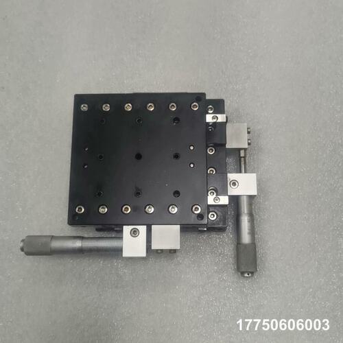 百分尺微调式XY双问可调工作平台，工作台尺寸90x90，