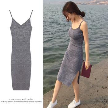针织V领吊带背心裙 女夏海边沙滩度假连衣裙露背包臀中长款打底裙