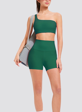 单肩瑜伽文胸健身套装女运动健身普拉提臀高弹显瘦短裤斜肩背心