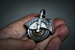 CircleLife 无畏险阻 原创手工 机车风系列 吊坠 925纯银 夜光