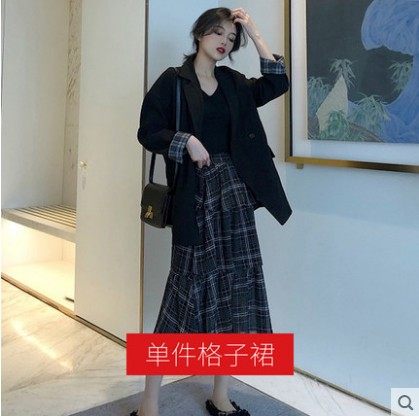 网红两件套装春季2019新款女装洋气西装领长袖外套格子半身裙子在类目 女装/女士精品, 大码女装中 - 来自Buy2taobao.com提供专业的淘宝代购服务