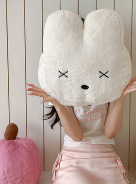 晚安猫ins风韩式卡通兔兔绒白色少女心兔子小樱抱枕卧室客厅沙发