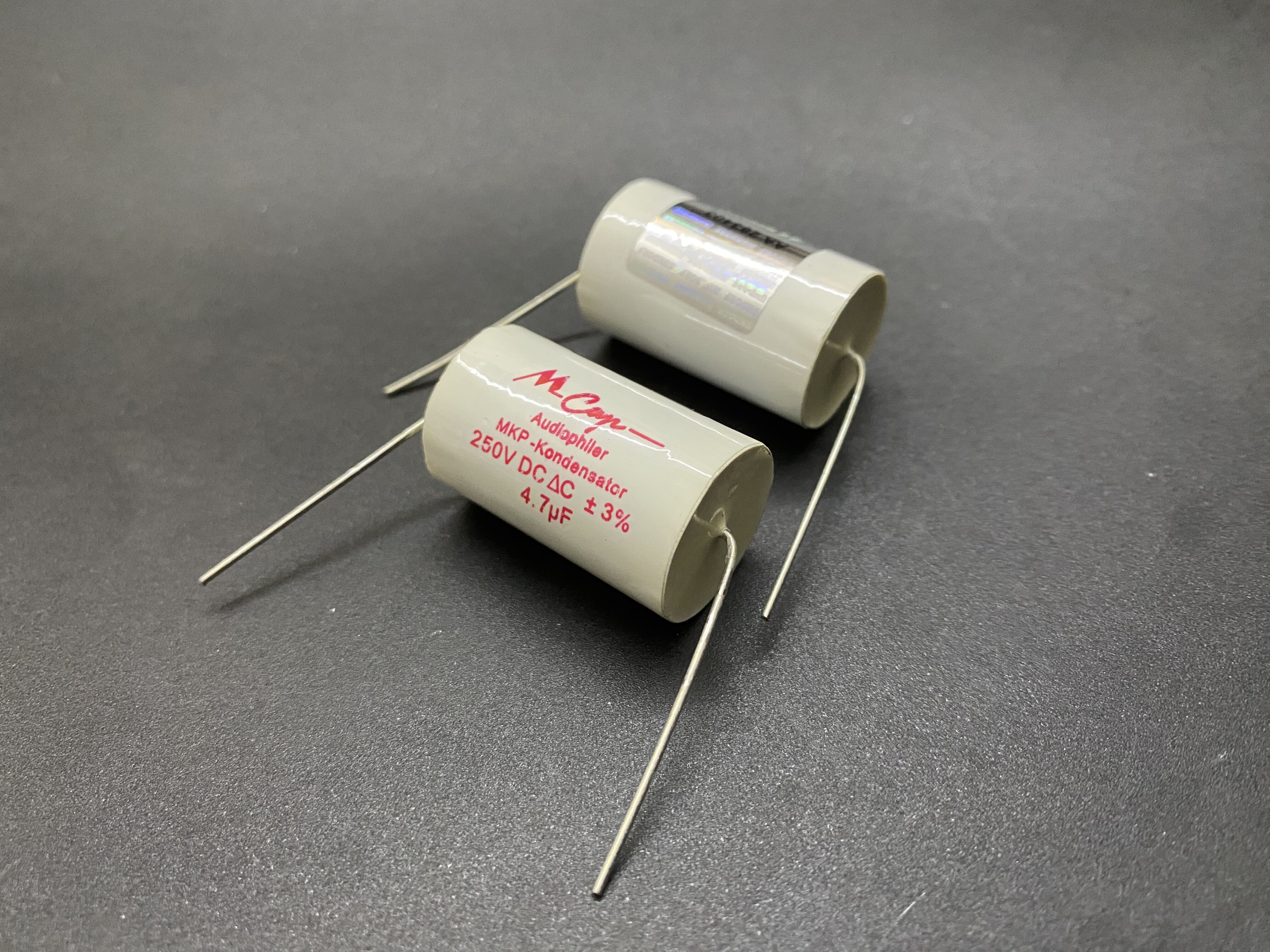 正品德国 m-cap 蒙多福 发烧电容 250V 4.7UF 带防伪造标签