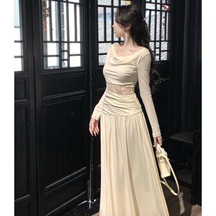 法式纯欲镂空白色连衣裙子女夏季2026新款气质收腰巨好看早春长裙