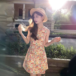 法式轻熟风优雅减龄甜美感碎花连衣裙夏季女掐腰遮肉包臀短裙