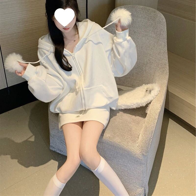 春春新款胖妹妹运动休闲套装女盐系穿搭卫衣外套半身裙时尚两件套
