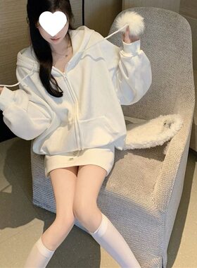 春春新款胖妹妹运动休闲套装女盐系穿搭卫衣外套半身裙时尚两件套