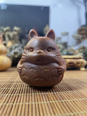 龙猫摆件木质精雕风车太行崖柏木可爱卡通汽车摆件玩具文玩木质