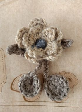 手钩羊绒毛线花朵配件胸花手工编织玫瑰花胸针服装饰品成品花