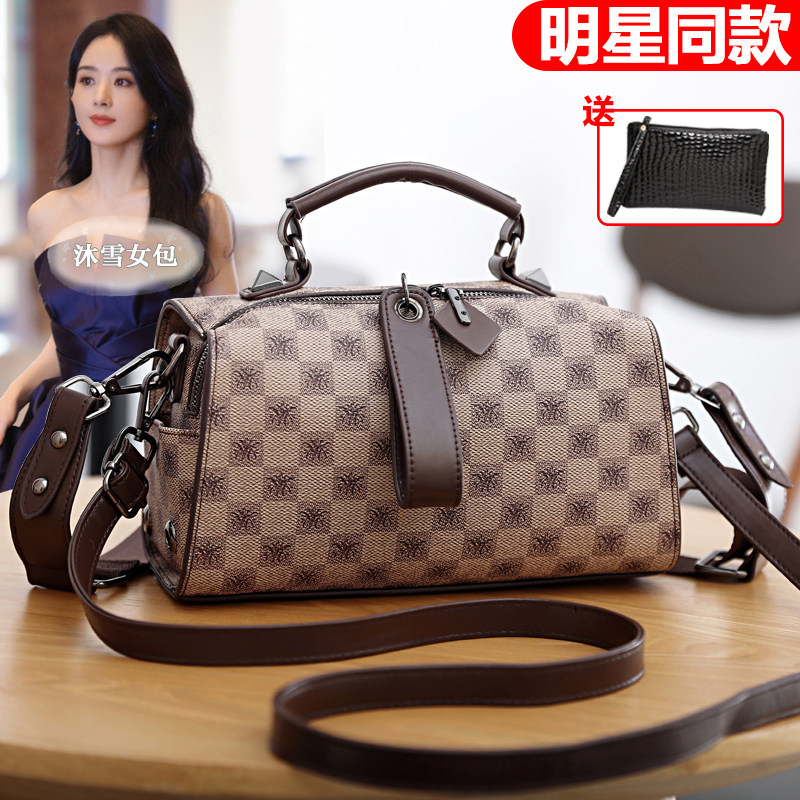 高级感女包印花枕头包