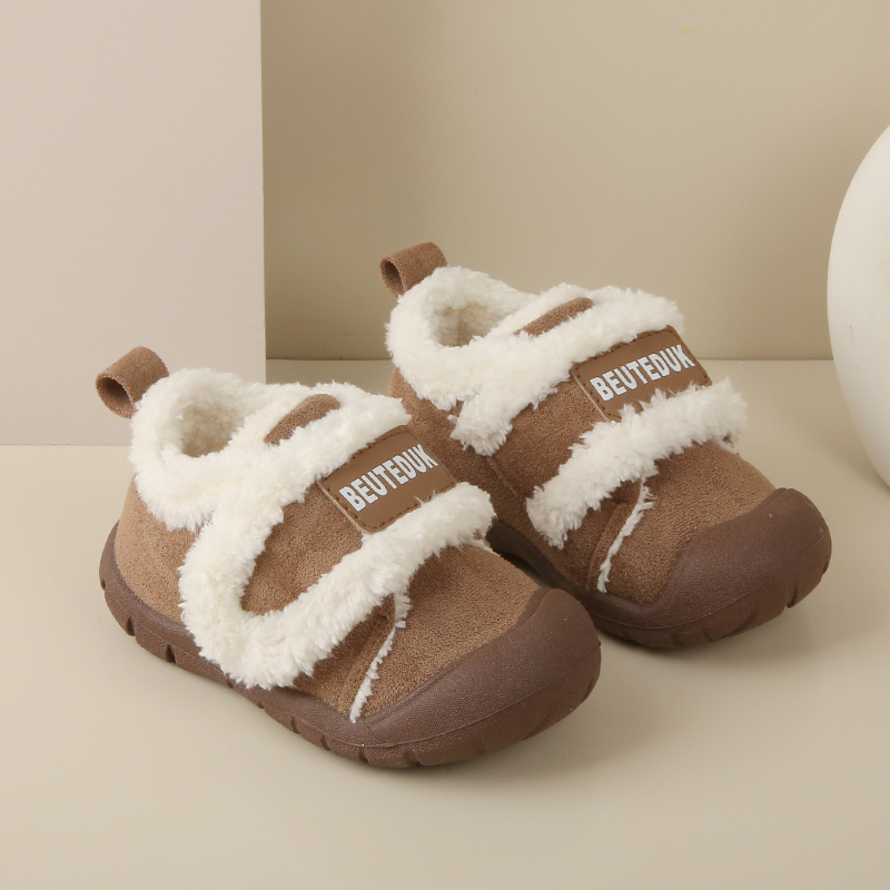 冬季新款儿童雪地靴加绒加厚保暖棉鞋男女童宝宝防滑软底鞋小中大