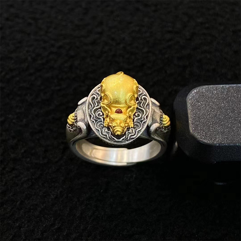 藏式纯银复古个性纳财吐宝鼠戒指