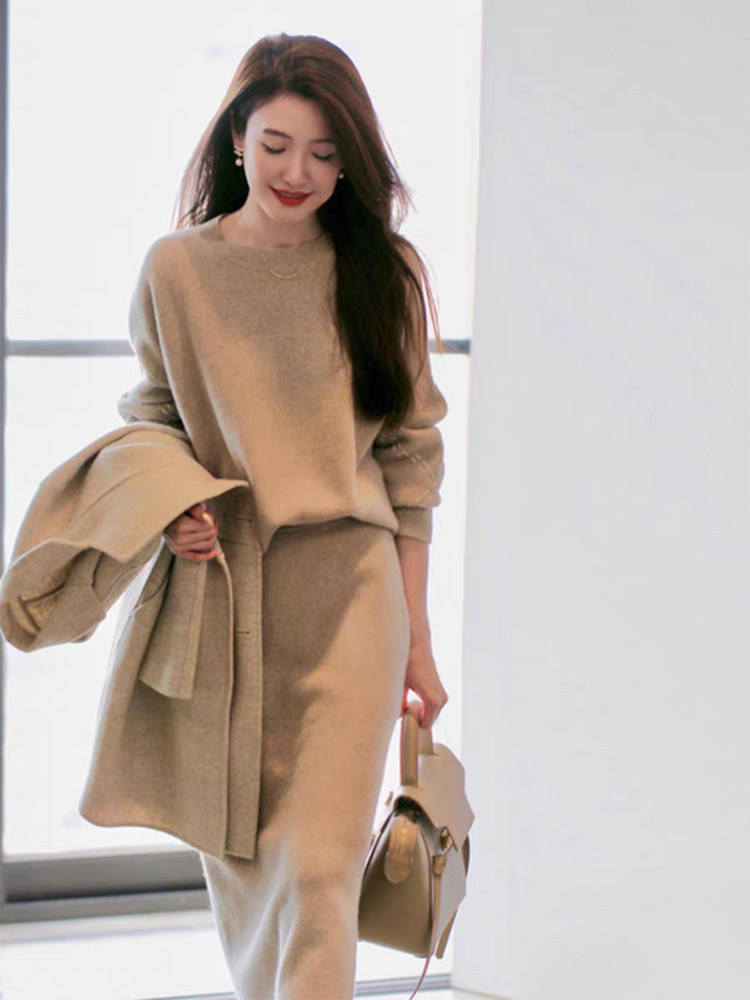 开春穿搭套装裙子2025新款今年流行爆款高级感两件春装搭配一整套