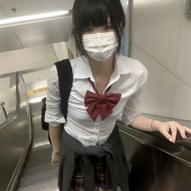 半袋麻豆jk制服收腰衬衫女学院风辣妹修身白色衬衣狗短格裙套装