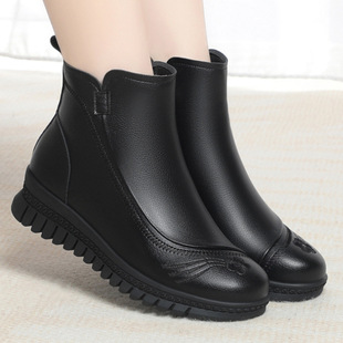 靴子女妈妈鞋秋冬短靴老太太鞋软底百搭加绒皮鞋老人鞋子奶奶棉鞋
