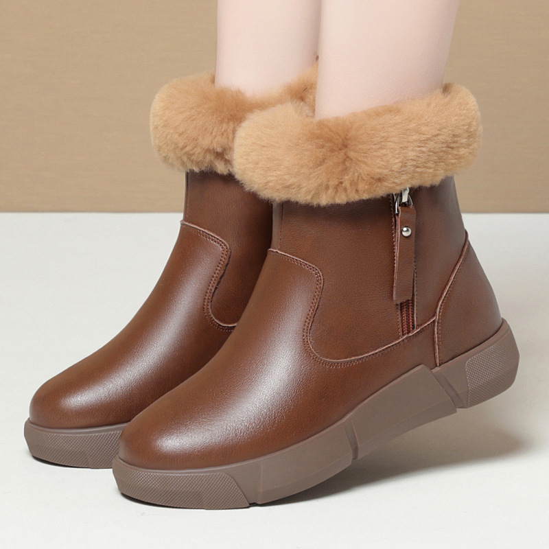 秋冬季女靴新款皮羊毛短靴平底平
