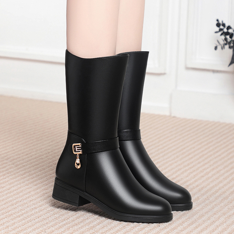 中年女靴子冬季棉靴软皮舒适中跟