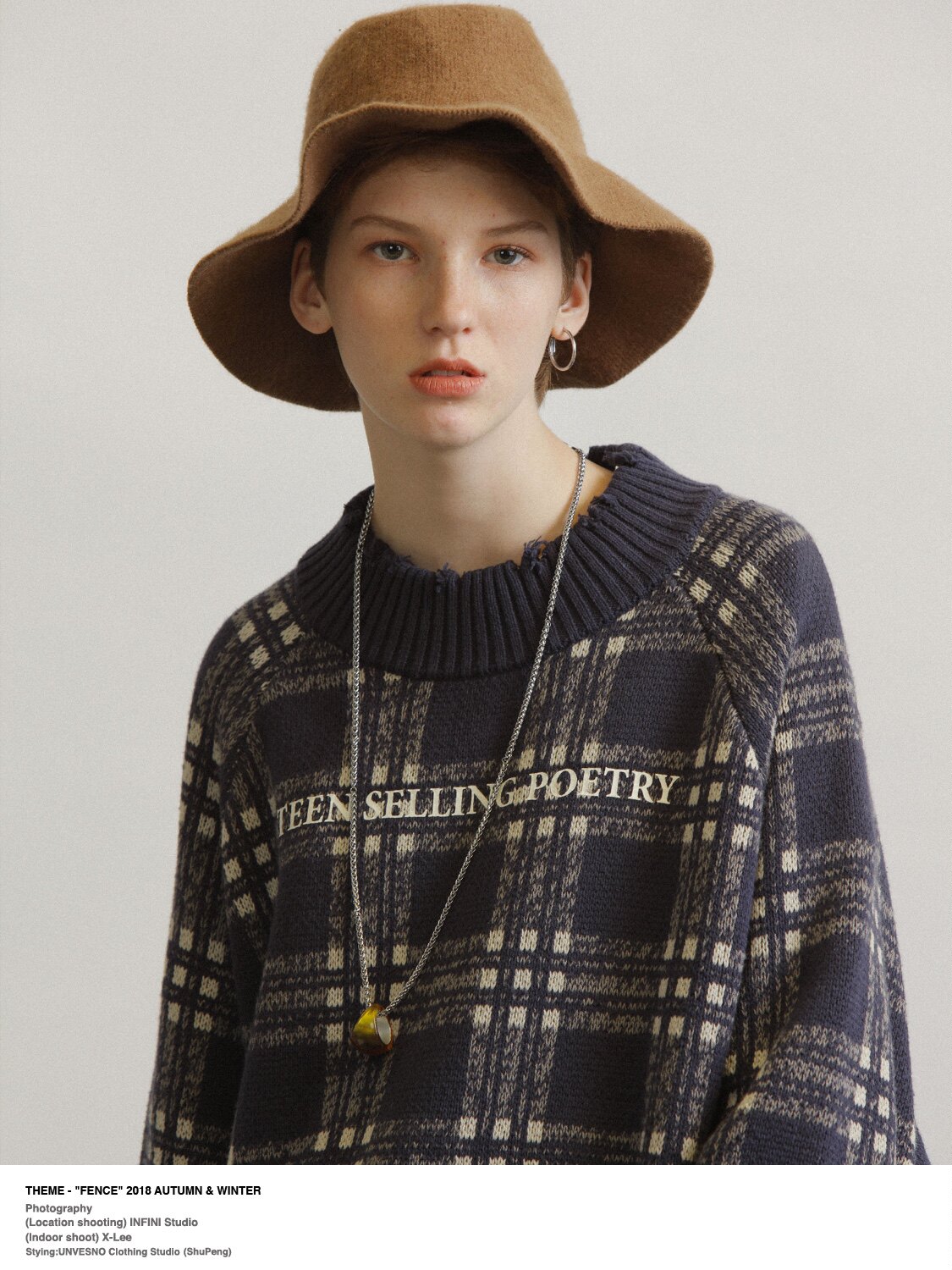 UNVESNO vintage winter plaid check print thickened loose couple sweater Lee Hyuk-jae with the same