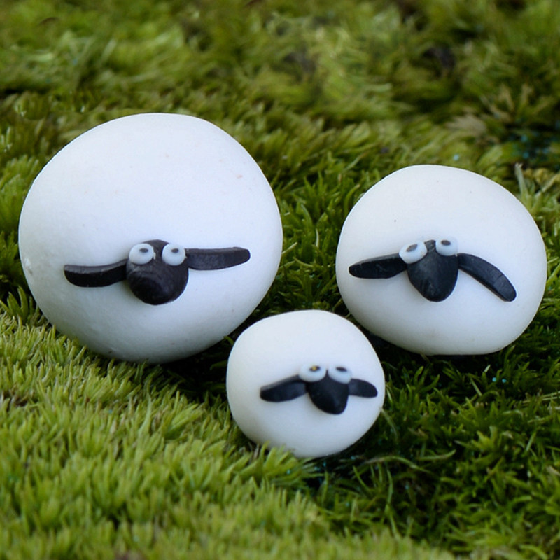 微景观迷你动物小摆件树脂卡通绵羊一家可爱小羊公仔造景装饰道具