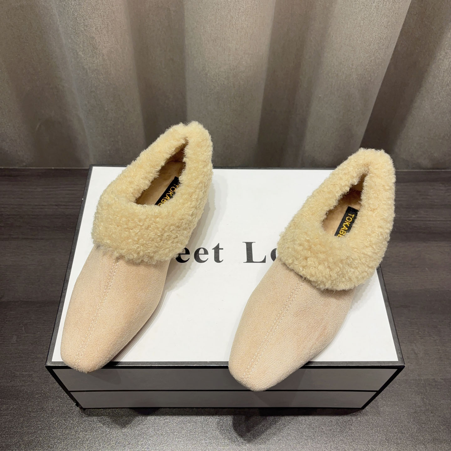 粗跟加绒保暖毛毛鞋女秋冬季短靴