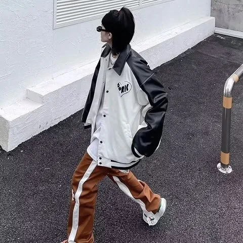 新款网红外套潮牌棒球服机车风女款秋季同款pu皮夹克黑白拼色上衣