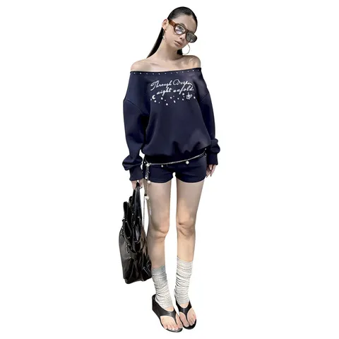 时髦25K497包臀修身休闲短裤低腰街头铆钉热裤修身高弹MMFISH骑行