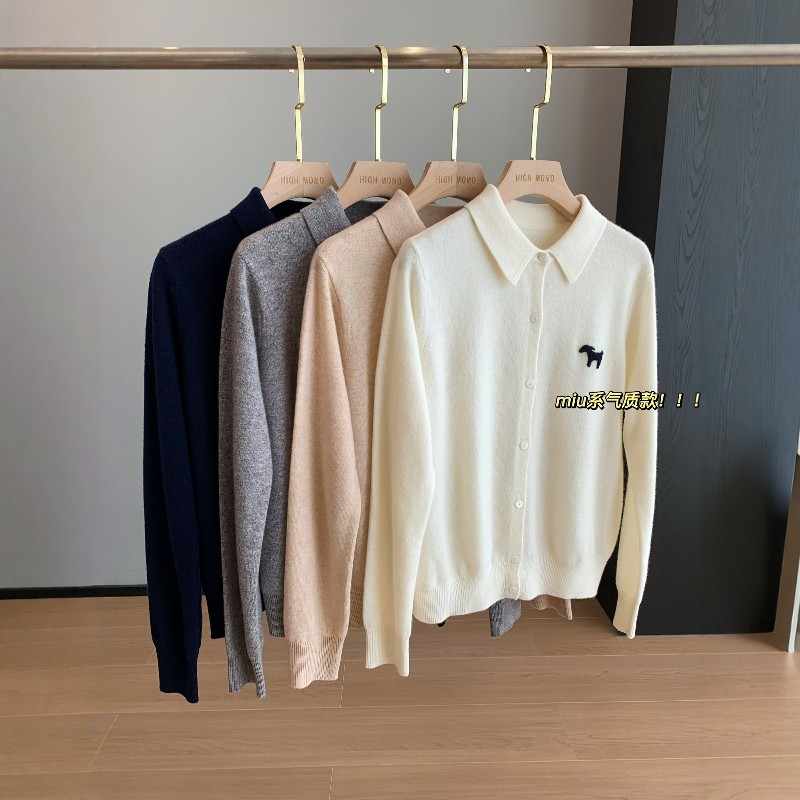 MIU系气质款～立体提花小狗POLO翻领羊毛针织开衫毛衣女25新秋冬