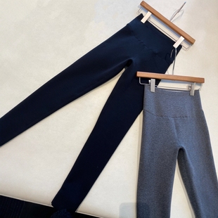 女秋冬新款 AMR 保暖不臃肿提臀收腹显瘦加绒打底裤 一条过冬